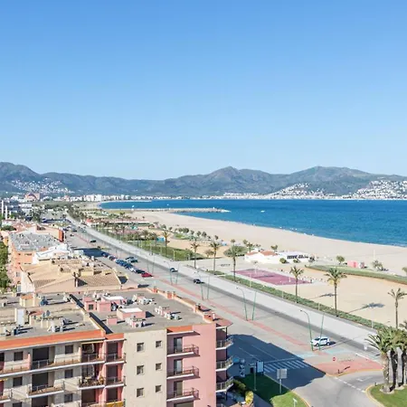 Apartment Milenial Immo Panoramic Views With Pool Empuriabrava
